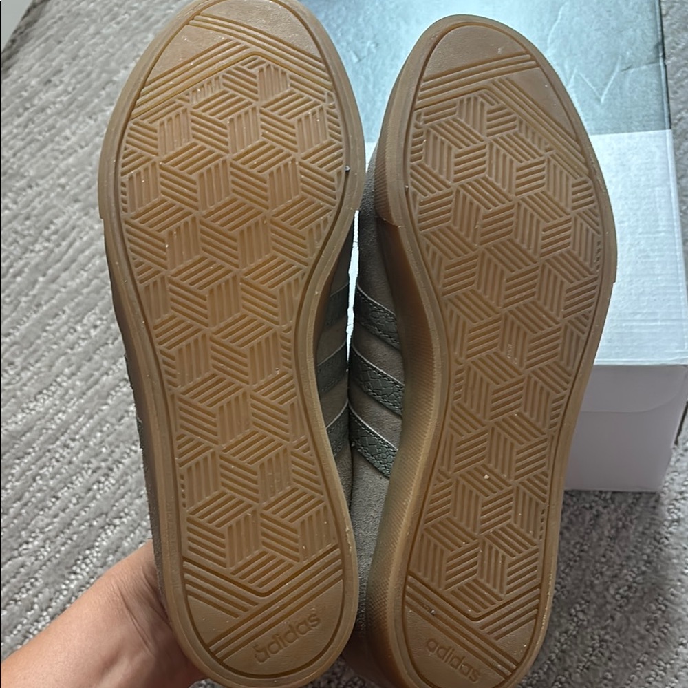 adidas Suede Low-Top Sneakers in Olive Green with Gum Sole - Picture 5 of 6